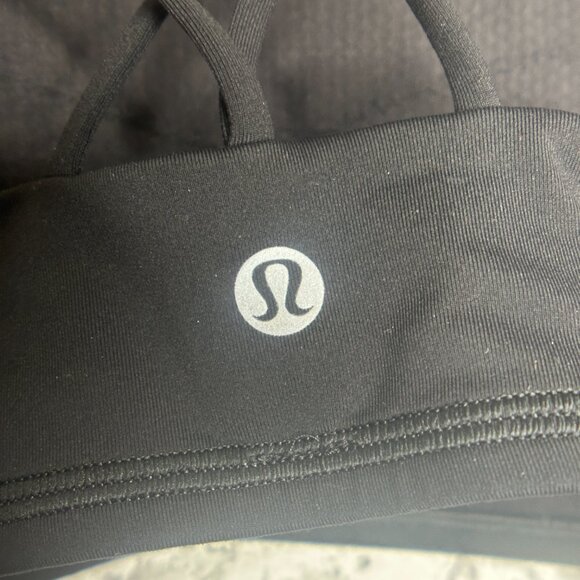 EUC Lululemon Peloton Sports Bra Black Size 8 - Picture 8 of 11